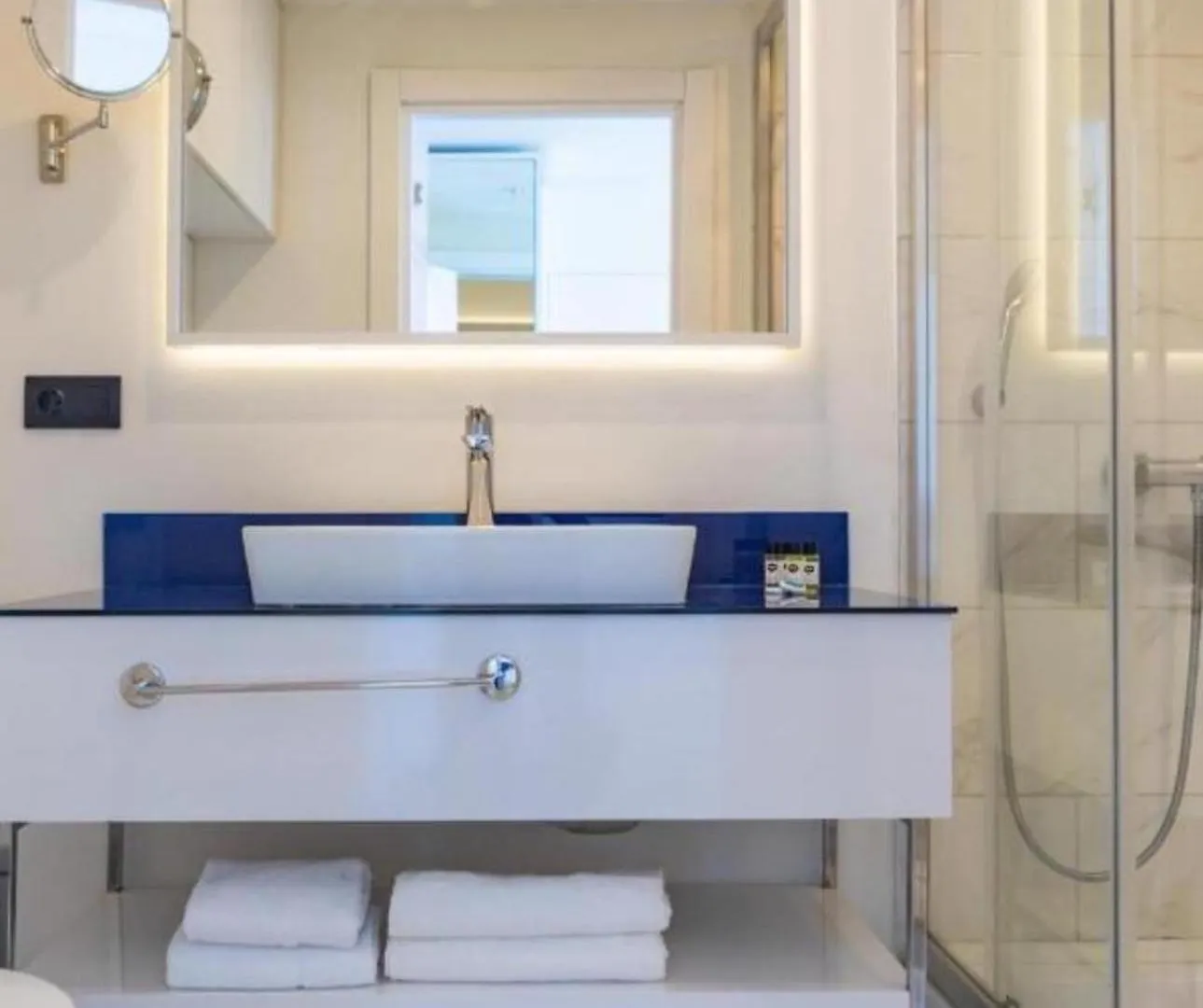 Luxury Panorama Sea View Apartment & Central Батуми